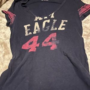 Large Navy and pink American Eagle t shirt